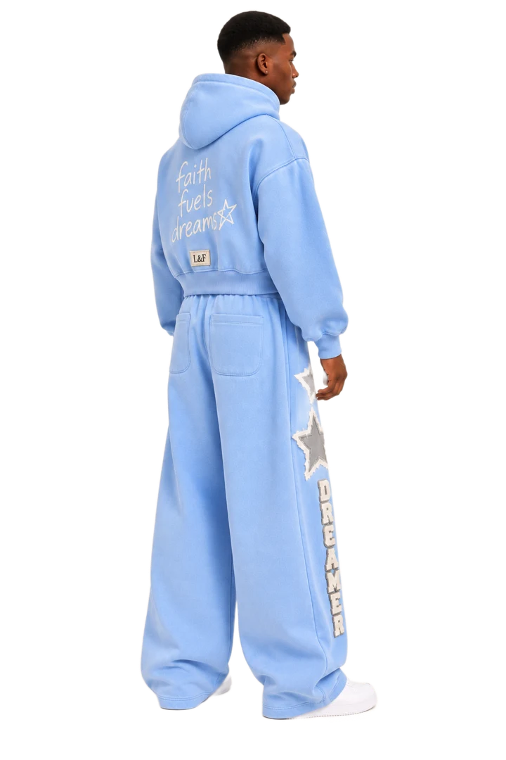 Dreamer Set worn, 270°