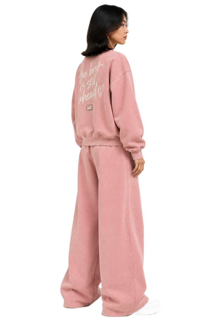 Forever Forward Set worn, 270°