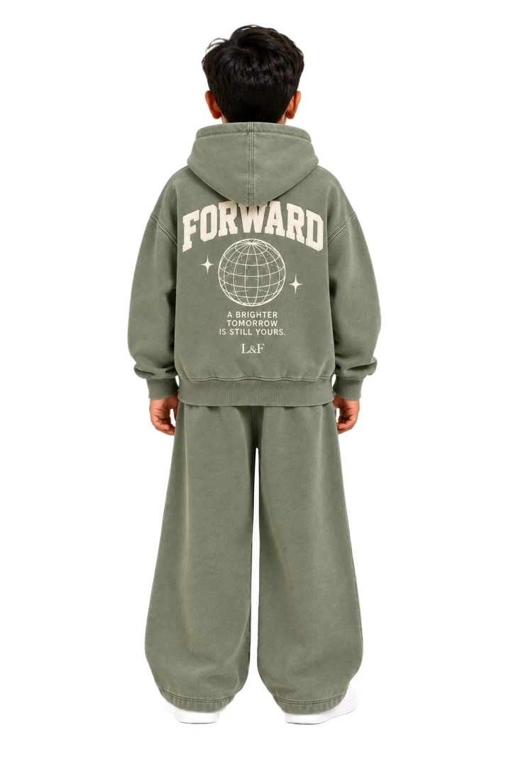 The Forward Set worn, 180°